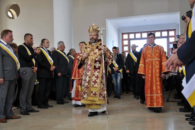 У Києві поховали кардинала УГКЦ Любомира Гузара (оновлено) 04 У Києві поховали кардинала УГКЦ Любомира Гузара (оновлено) 04