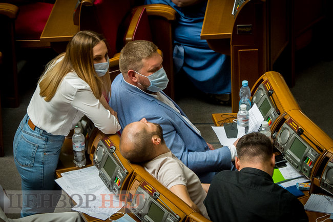 Час вопросов к правительству, объятия Саладухи, тревога Иванчука и расходы Кивы - работа Рады 3 июля 08