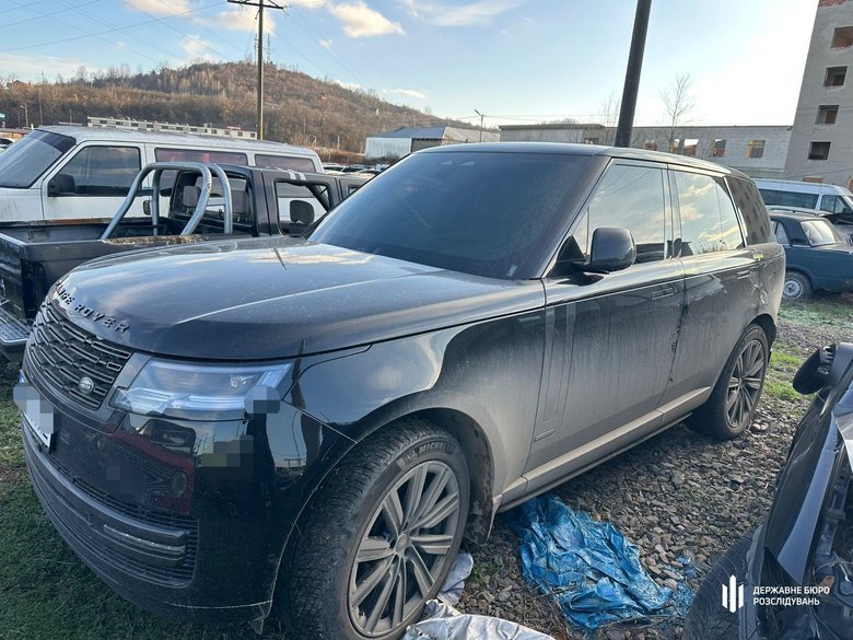 Кіберзлочинна група: на Закарпатті затримано співучасника