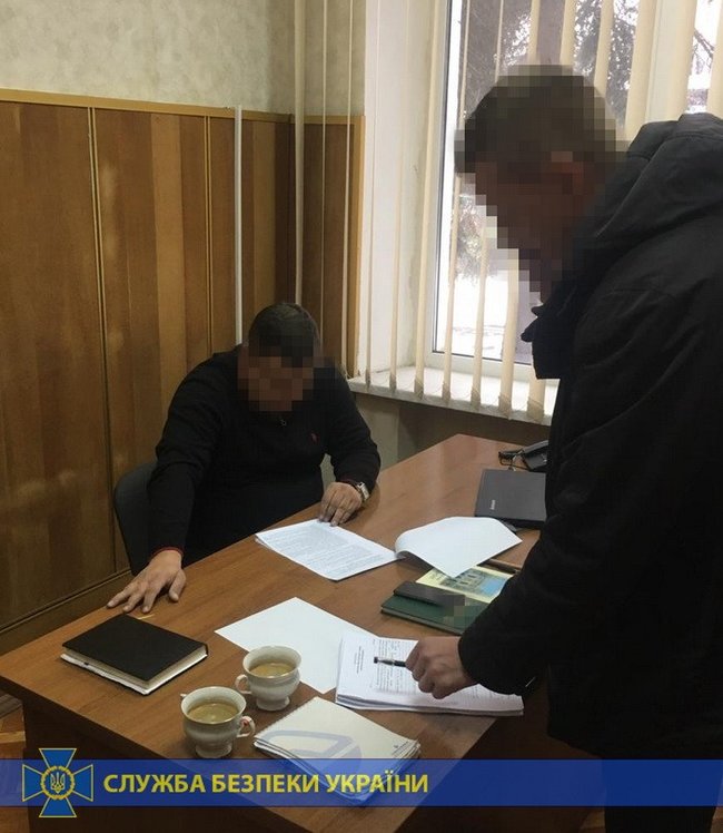 СБУ задержала двух руководителей Нацакадемии аграрных наук за взяточничество 01