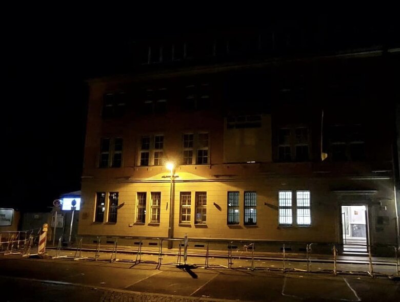 Embassy of Ukraine in Germany turned off evening lighting as sign of solidarity: We will turn it on after victory 01