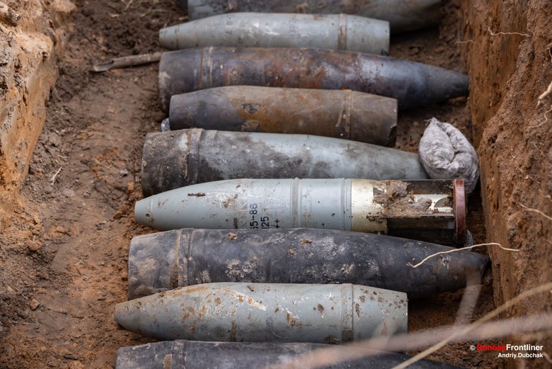 Ukrainian sappers destroy Russian unexploded ordnance in Kyiv region 07