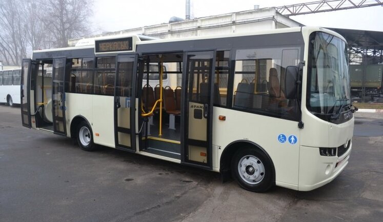 Для ЗСУ закупили велику партію автобусів українського виробництва на 340 мільйонів