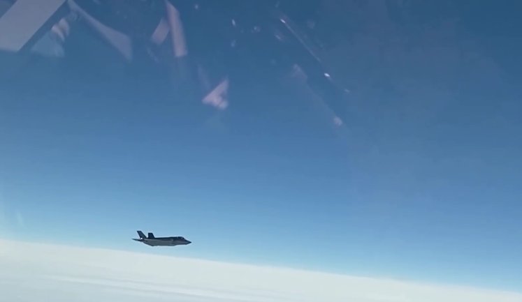 Винищувачі НАТО F-35 перехопили стратегічні ядерні бомбардувальники РФ Ту-160 над Норвезьким морем
