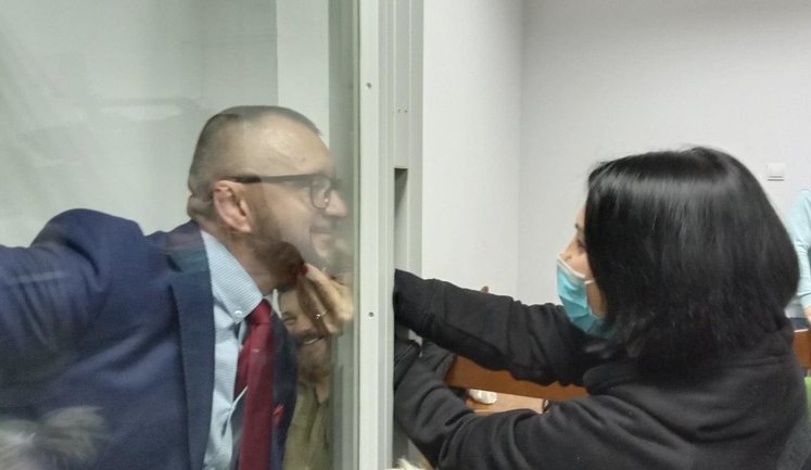 Дружина музиканта Андрія Антоненка (Ріфмастера), Світлана: "Важко пояснити дітям, що поліція буває хорошою, а президент та міністри - розумними та справедливими"
