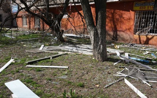 Окупанти скинули авіабомбу на Краматорськ: семеро поранених і троє загиблих, зокрема дитина. ФОТОрепортаж