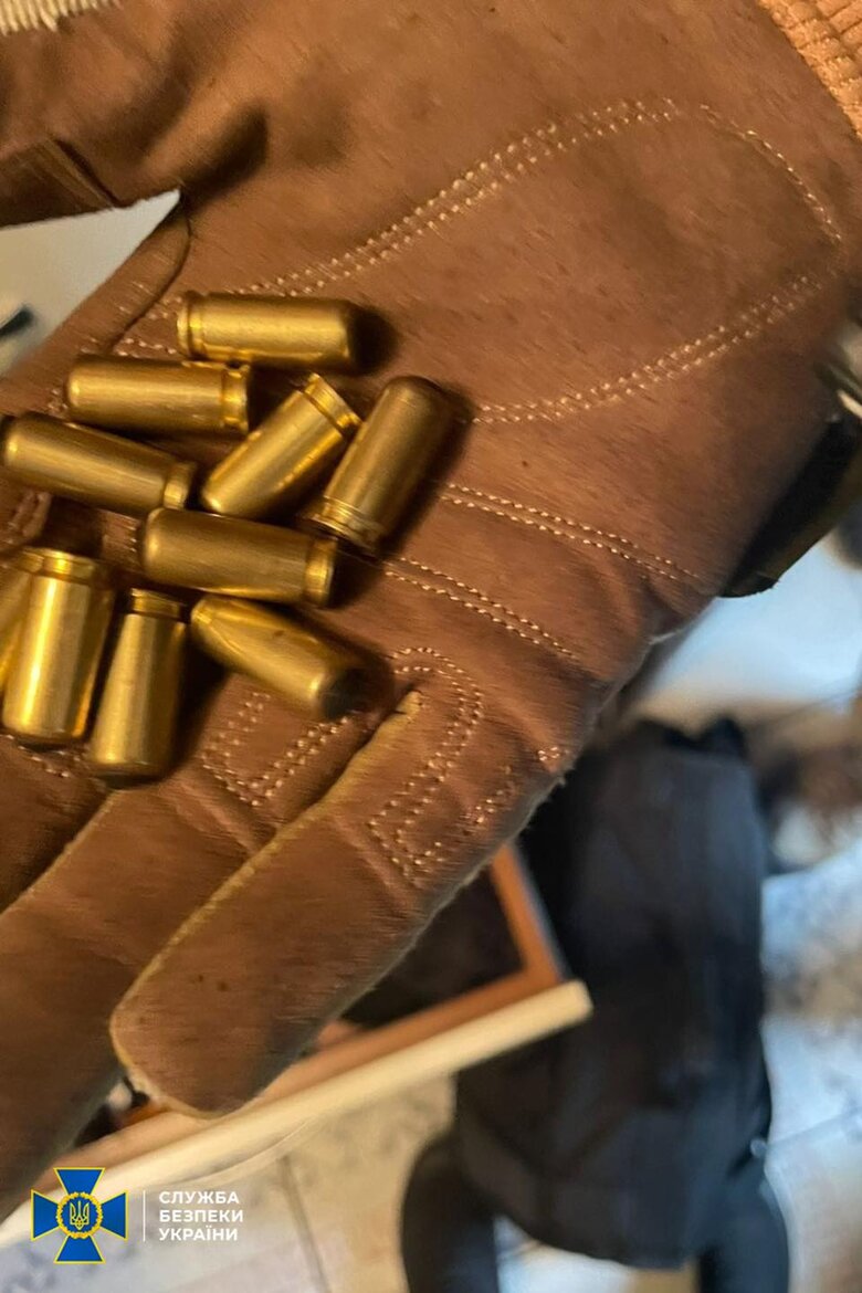 СБУ заблокировала очередной канал переправки призывников через границу 06 СБУ заблокировала очередной канал переправки призывников через границу 06