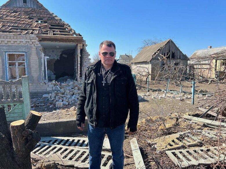 Мобільні крематорії, які росіяни використовують у Маріуполі, - це сучасний мобільний Освенцім, – військовий капелан Геннадій Мохненко 03 Мобільні крематорії, які росіяни використовують у Маріуполі, - це сучасний мобільний Освенцім, – військовий капелан Геннадій Мохненко 03