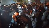 Під Шевченківським судом - сутички з поліцією. ВІДЕО+ФОТОрепортаж