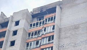 Росіяни атакували Нікопольщину FPV-дронами та артилерією: поранено жінку, пошкоджено приватні будинки і багатоповерхівки. ФОТОрепортаж