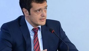 Підготовлені нинішнім фінансовим комітетом законопроєкти потрібно відкликати і перевірити на предмет корупції, - експерт