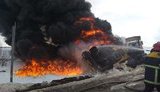 Автоцистерна перекинулась і зайнялась у Полтавській області. ФОТО