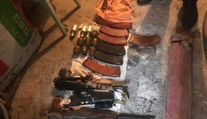 СБУ виявила схованку зі зброєю та боєприпасами в районі ООС. ФОТО