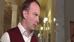 Часть протестующих под Радой заявили о начале блокады магазинов и заводов "Рошен"