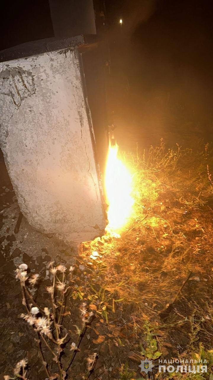 На Черкащині та Харківщині затримано зловмисників, які палили релейні шафи на залізниці