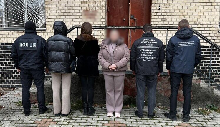 Вербовала украинок для секс-индустрии в ЕС: В Одессе задержана женщина, подыскивавшая жертв через соцсети, - ГПСУ. ФОТОрепортаж