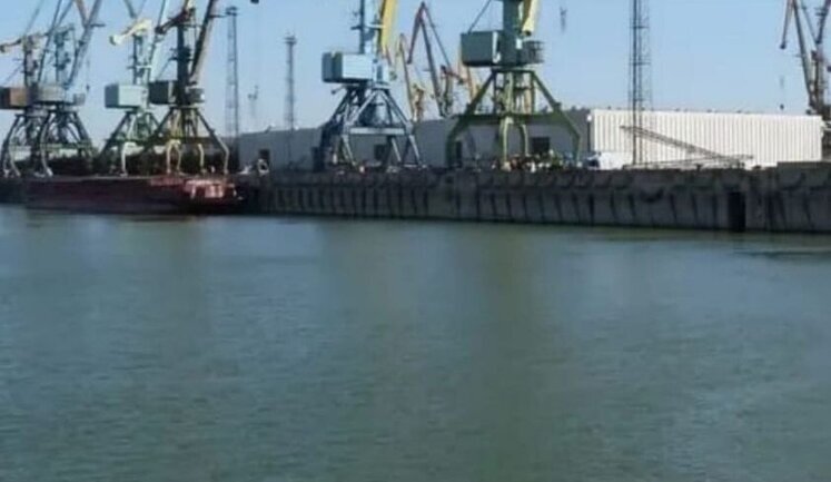 Порт "Рені" прийняв найбільше у своїй історії вантажне судно. ФОТО