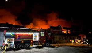 Багатомільйонні збитки: Російський дрон знищив склади виробника сухариків Flint