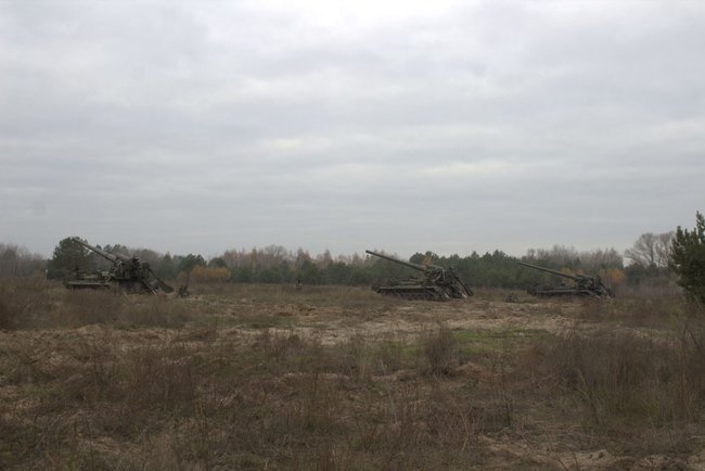 В 43-й ОАБр прошли учения с боевой стрельбой самоходного артиллерийского дивизиона 08 В 43-й ОАБр прошли учения с боевой стрельбой самоходного артиллерийского дивизиона 08