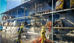 У Борисполі ліквідовують пожежу поблизу ТЦ "Епіцентр"