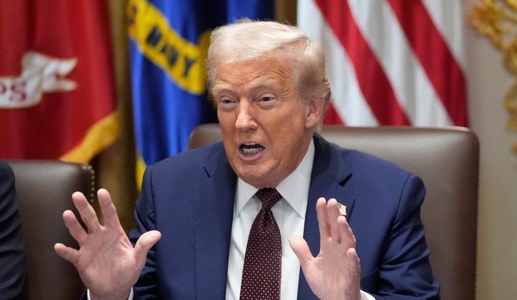Трамп змінив свою позицію та "умиває руки" від війни в Україні, - The Telegraph