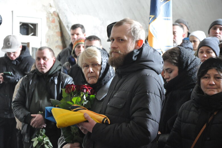В Киеве простились с комбатом Азова Олегом Мудраком 15
