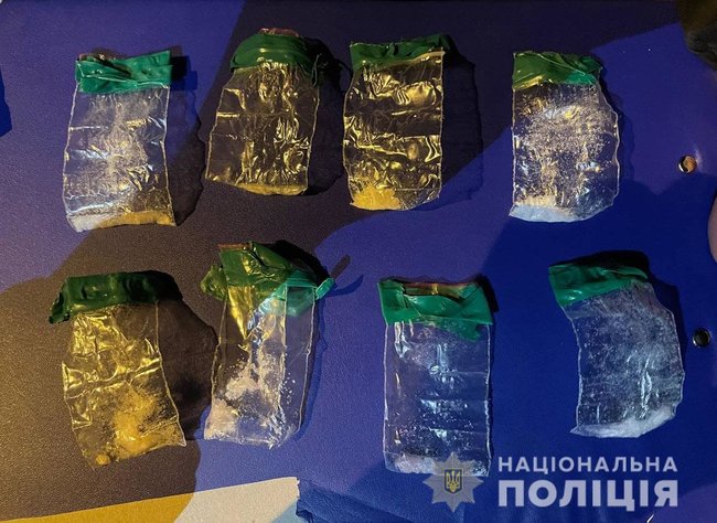 Поліцейські Маріуполя припинили діяльність інтернет-магазину з продажу особливо небезпечних наркотиків 04 Поліцейські Маріуполя припинили діяльність інтернет-магазину з продажу особливо небезпечних наркотиків 04