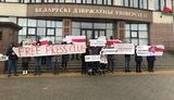 Белорусы в первое воскресенье года выходят на акции протеста в Минске и регионах. ВИДЕО