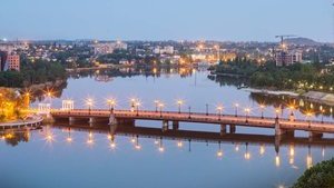 Разрабатывается законопроект о свободной экономической зоне в Донецкой и Луганской областях, - "слуга народа" Арахамия