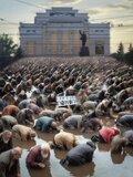 Нейросеть малює путінську росію