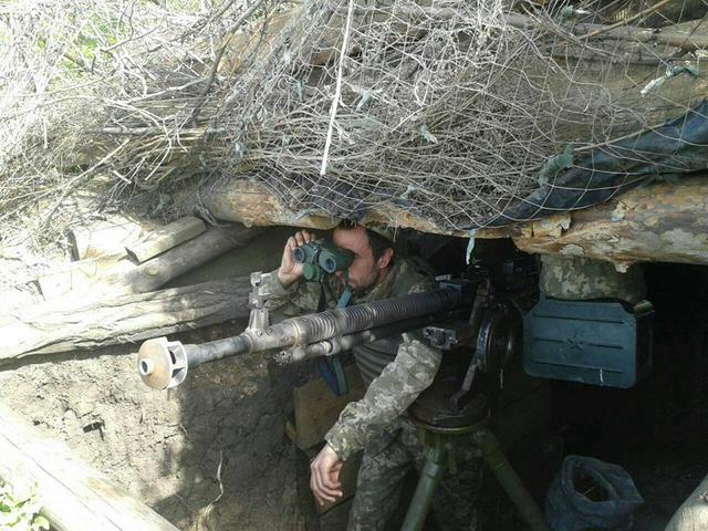 Волонтер із Литви Йонас Охман: Ми допомагаємо Україні не тільки з любові до українців. Таким чином ми захищаємо себе 09