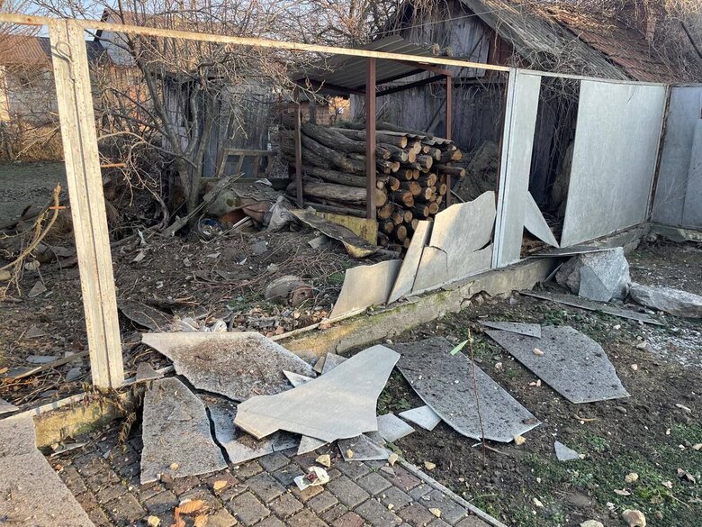 Shelling of Nikopol district on February 13