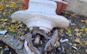 У Слов’янську зруйнували пам’ятник Чехову