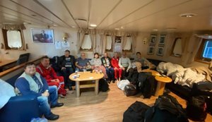 Українське судно пішло на дно в Чорному морі, українські моряки врятовані 14 жовтня