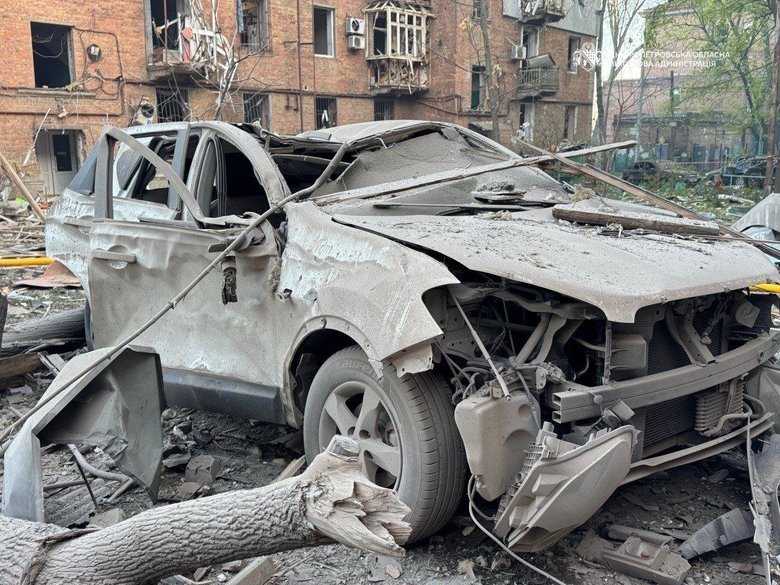 У Дніпрі після нічної атаки поранені 14 людей