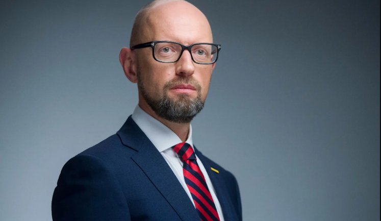 Ця війна триває 12 років - удвічі довше аніж Друга Світова, - Арсеній Яценюк