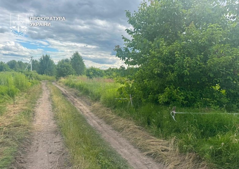 Киянин взяв у шістьох військових $28 тисяч за неіснуючу можливість отримати землю під забудову
