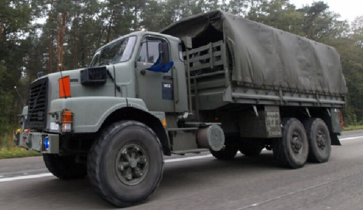 Бельгія передасть Україні 240 військових вантажівок Volvo, – ЗМІ