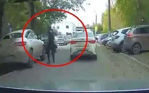 Кровавая бойня в России: первое нападение Бекмансуров осуществил по пути в вуз - стрелял по проезжающему автомобилю. ВИДЕО