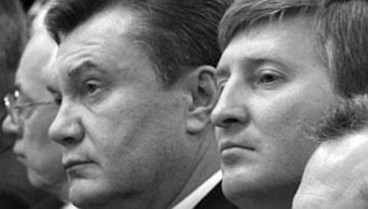 "РИНАТ АХМЕТОВ, КРЕСТНЫЙ ОТЕЦ ДОНЕЦКОГО КЛАНА, ПРИНИМАЛ РЕШЕНИЕ КОГДА НАЧНУТСЯ УЧЕНИЯ УКРАИНА-НАТО"