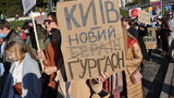 Хода активістів "Маршу захисту Києва" завершилася рейвом під КМДА. ВІДЕО+ФОТОрепортаж