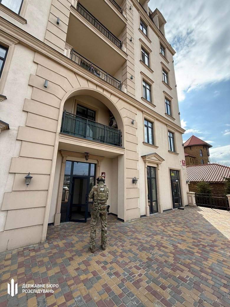 Командир батареї продавав БпЛА: заробив понад 10 млн грн