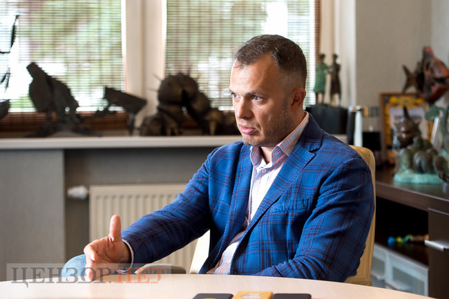 Бізнесмен Ігор Тинний: Я не розумію Баканова. Ти знаєш, що в тебе є скелет у шафі стосовно оборудок в минулому. Навіщо ти його сам витягуєш на світло? 01