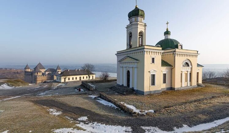 УПЦ МП вернула ключи от церкви Александра Невского госзаповеднику "Хотинская крепость"