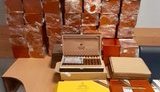 Громадяни Китаю намагалися провезти кубинські сигари та гомеопатією з отрути блакитного скорпіона на 4,6 млн грн. ФОТО