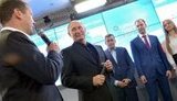 "Вот трудно, тяжело, а люди все равно"