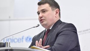 НАБУ провело обыски у Гладковских по делу о хищениях в "Укроборонпроме" (обновлено)