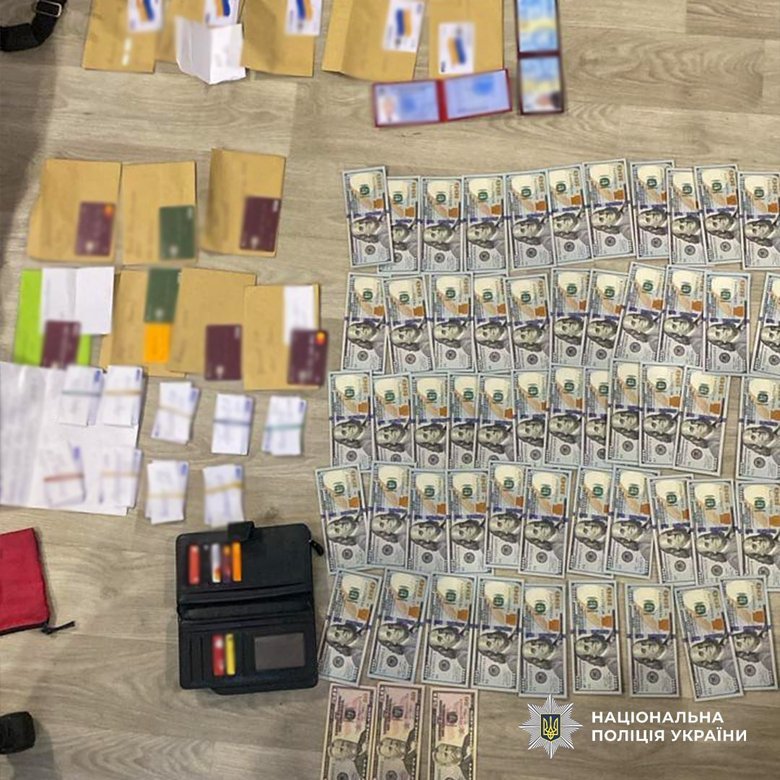 Уніформа для перевірок і