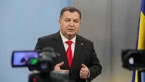 Переговори з РФ вести потрібно, але дуже обережно, - Полторак