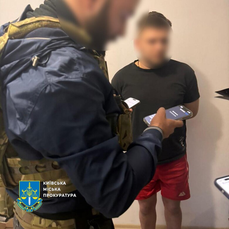 Торгували даними із баз даних. Викрито працівників податкової